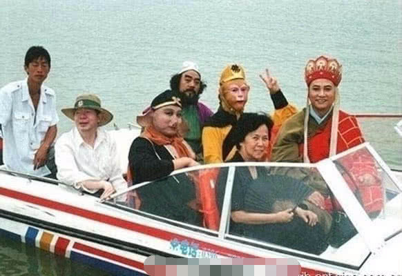 Loạt ảnh hậu trường chưa từng công bố của ‘Tây du ký 1986’ ảnh 1