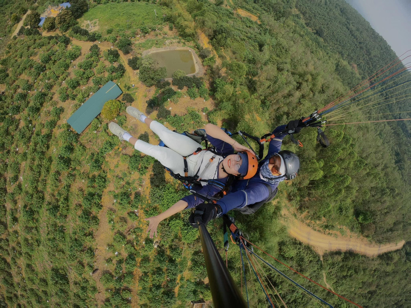 Sau khi kết thúc chuyến đi, Trang Phạm khuyên mọi người đừng quá lo lắng hay đặt nặng về vấn đề ăn - nghỉ, và đặc biệt không nên đặt trước phòng cách chuyến đi quá dài ngày, đi đến đâu mới đặt phòng cho ngày mai bởi các homestay, khách sạn rất dễ dàng và có thể deal giá.