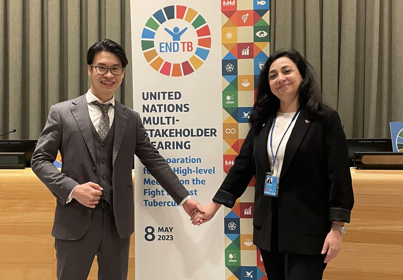 TS. Nguyễn Viết Hải (trái) TS. Nguyễn Viết Hải (trái)