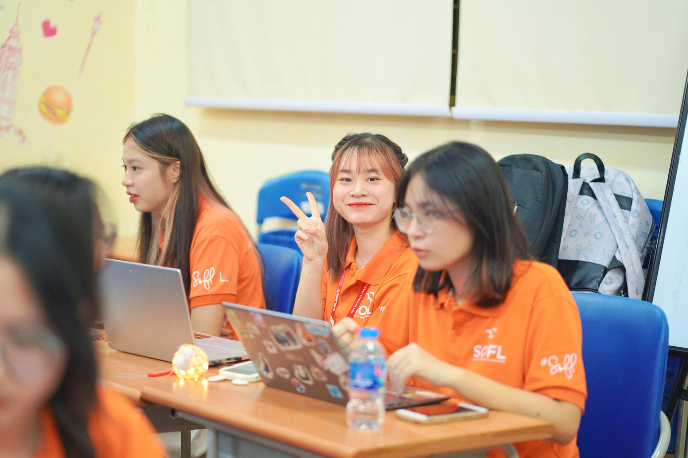 Minh Châu hào hứng quay trở lại học tập sau thời gian nghỉ Tết.