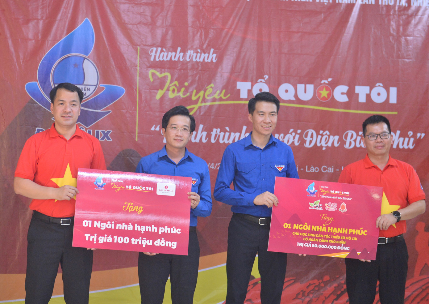 T.Ư Đoàn, T.Ư Hội LHTN Việt Nam trao tặng nhiều phần quà ý nghĩa cho đoàn viên, thanh niên, gia đình chính sách tại xã Nậm Pì, huyện Nậm Nhùn.