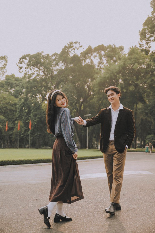 Nhiều góc ảnh đẹp tại Dinh Độc Lập được bạn trẻ lựa chọn. Ảnh: Huy Việt Nhiều góc ảnh đẹp tại Dinh Độc Lập được bạn trẻ lựa chọn. Ảnh: Huy Việt