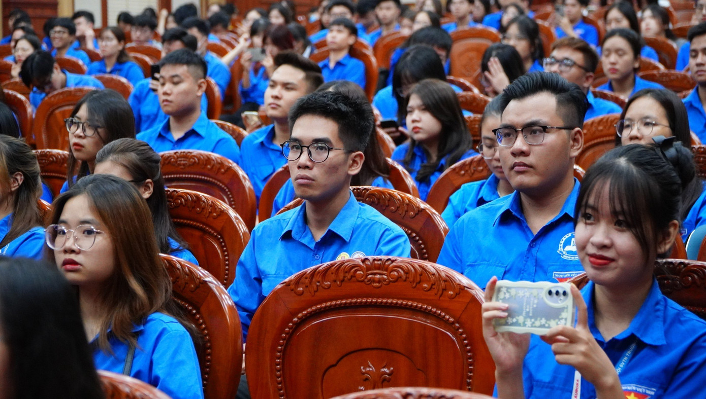 Đại diện các cơ sở Đoàn tham dự hội nghị. Ảnh: Châu Linh