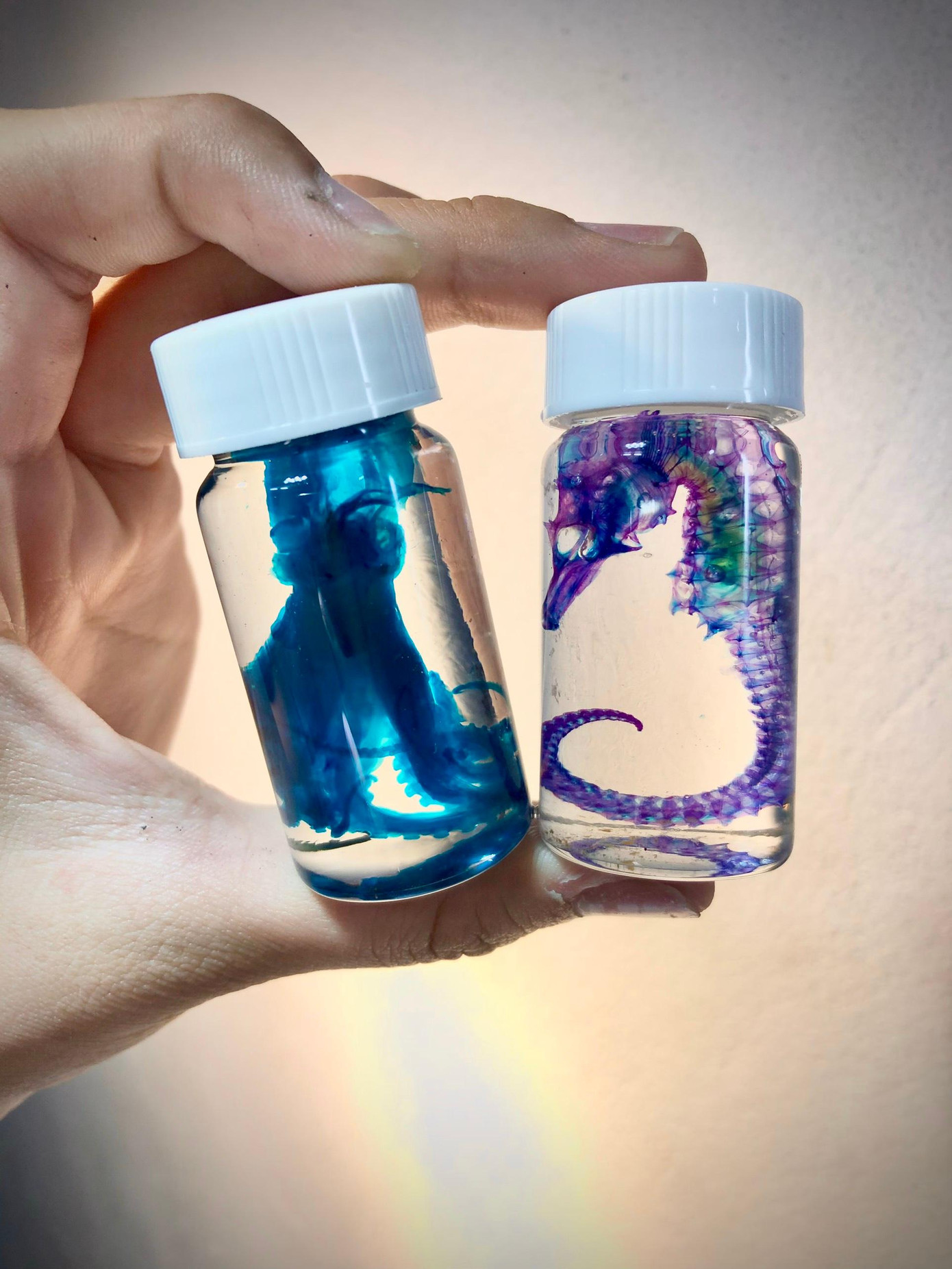 Phương cảm thấy may mắn khi nhận được sự ủng hộ của bố mẹ. Phương cảm thấy may mắn khi nhận được sự ủng hộ của bố mẹ.