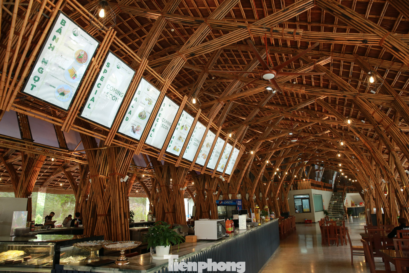 Trong các dịp lễ hội, cao điểm và cuối tuần, nơi đây đón hàng nghìn du khách đến để tham quan, trải nghiệm. Trong dịp đầu năm đã đón khoảng hơn 30.000 du khách trong nước và quốc tế.