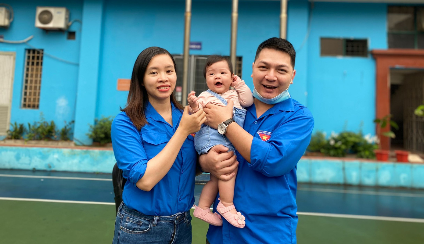 Cặp đôi hy vọng, tương lai sẽ truyền cảm hứng tới con của mình về một tuổi trẻ ý nghĩa bên Đoàn. Ảnh: NVCC