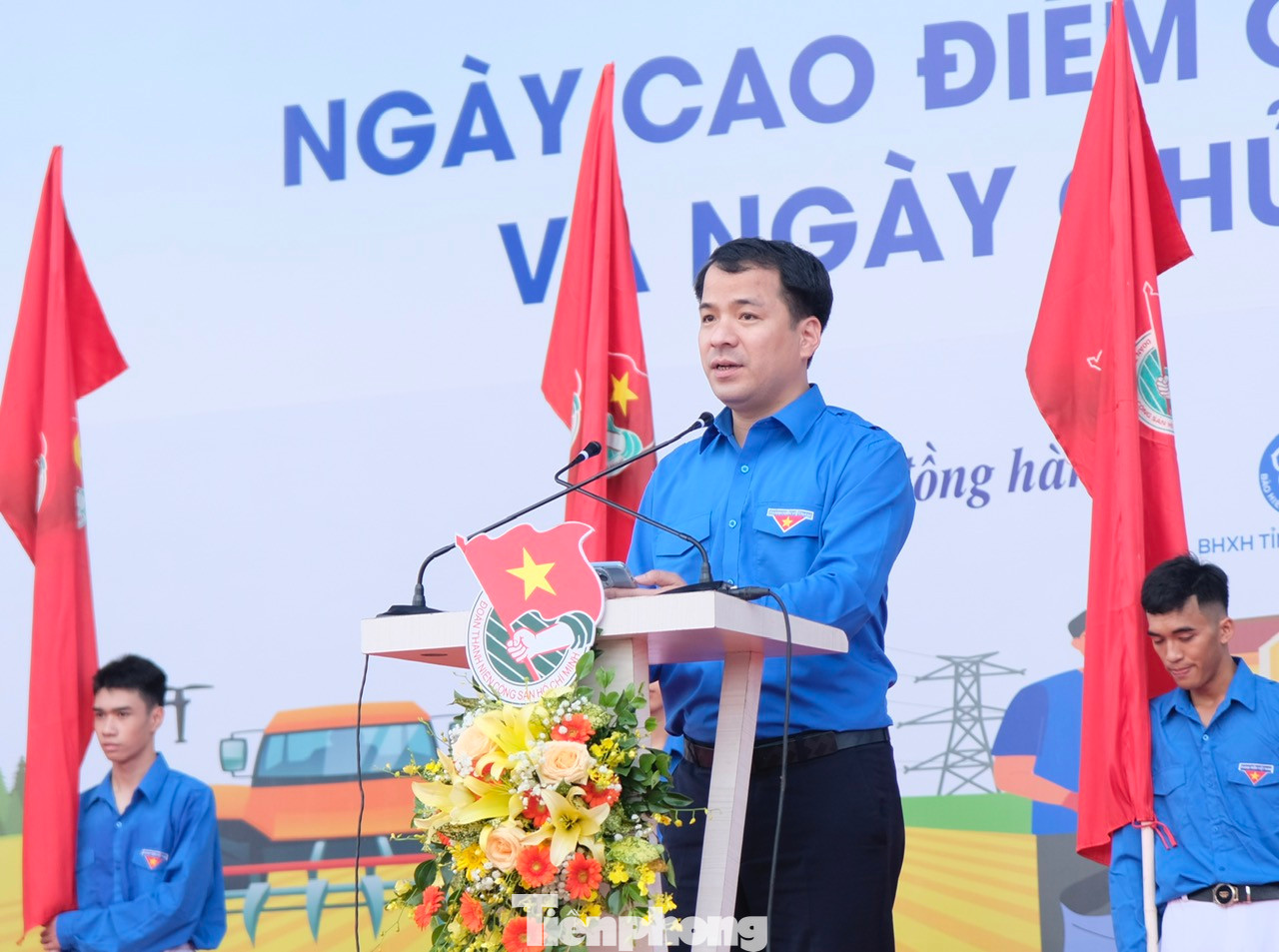 Anh Ngô Văn Cương, Bí thư T.Ư Đoàn, Chủ nhiệm Uỷ ban Kiểm tra Trung ương Đoàn phát biểu tại lễ ra quân. Ảnh: C.Linh Anh Ngô Văn Cương, Bí thư T.Ư Đoàn, Chủ nhiệm Uỷ ban Kiểm tra Trung ương Đoàn phát biểu tại lễ ra quân. Ảnh: C.Linh