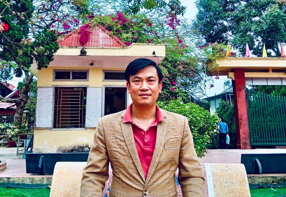 Chân dung thầy giáo Đinh Quang Đức. Chân dung thầy giáo Đinh Quang Đức.