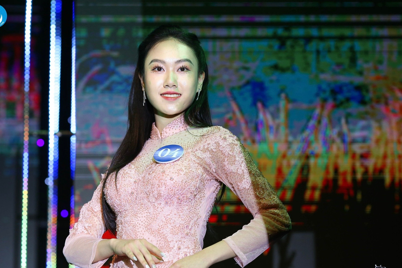 Cuộc thi &quot;Duyên dáng Ngoại thương 2023&quot; đã thu hút nhiều thí sinh tài năng.