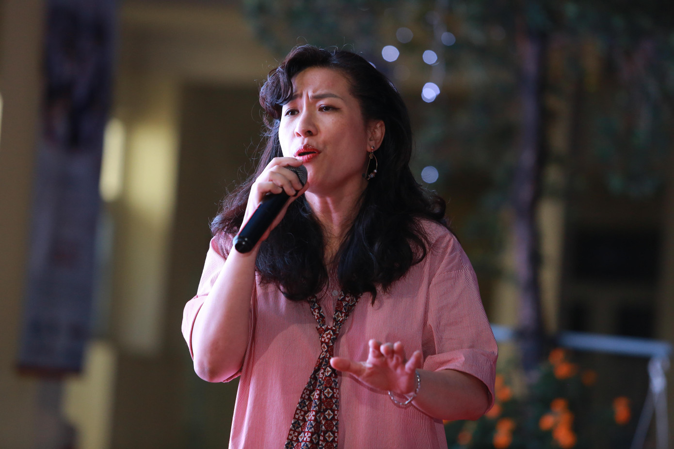 Diễn đàn "Điều em muốn nói" diễn ra vào sáng ngày 17/5 hứa hẹn sẽ đem đến những thông tin bổ ích và ý nghĩa nhất tới các em học sinh và phụ huynh. Diễn đàn "Điều em muốn nói" diễn ra vào sáng ngày 17/5 hứa hẹn sẽ đem đến những thông tin bổ ích và ý nghĩa nhất tới các em học sinh và phụ huynh.