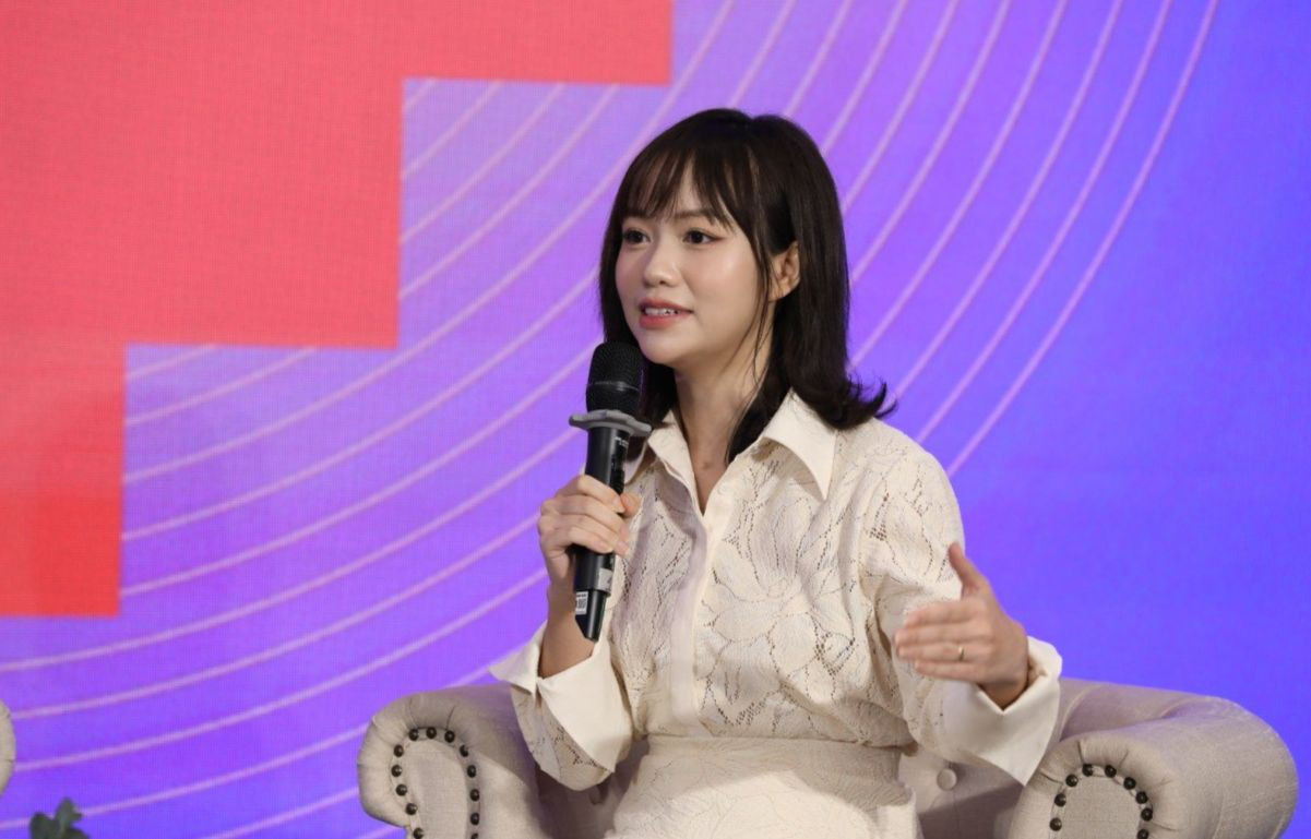 ThS. Trần Thị Thu Hương - CEO Công ty TNHH Tư vấn và đào tạo Tran&Tran Việt Nam. ThS. Trần Thị Thu Hương - CEO Công ty TNHH Tư vấn và đào tạo Tran&Tran Việt Nam.