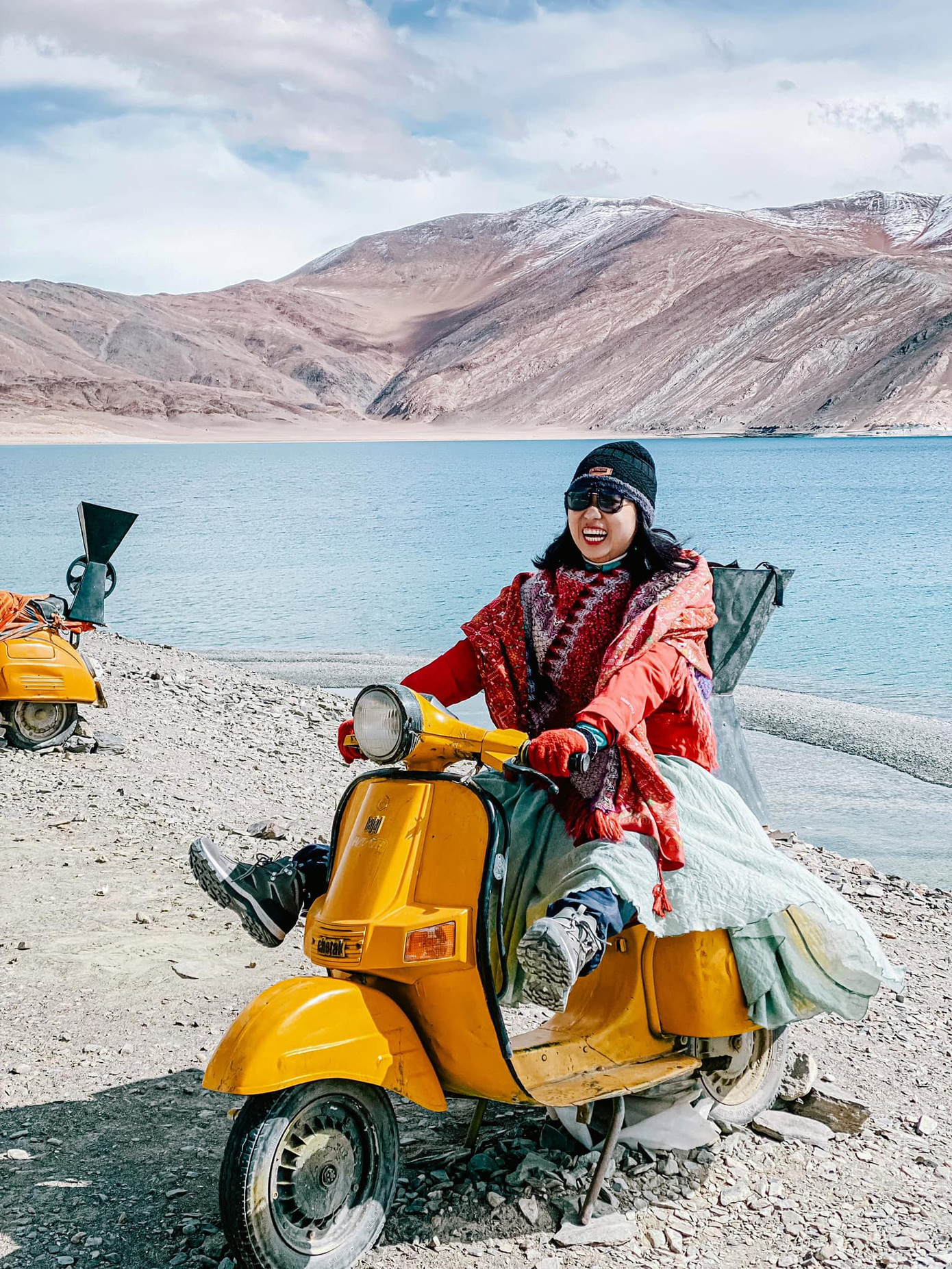 Hồ Pangong - Ladakh Hồ Pangong - Ladakh