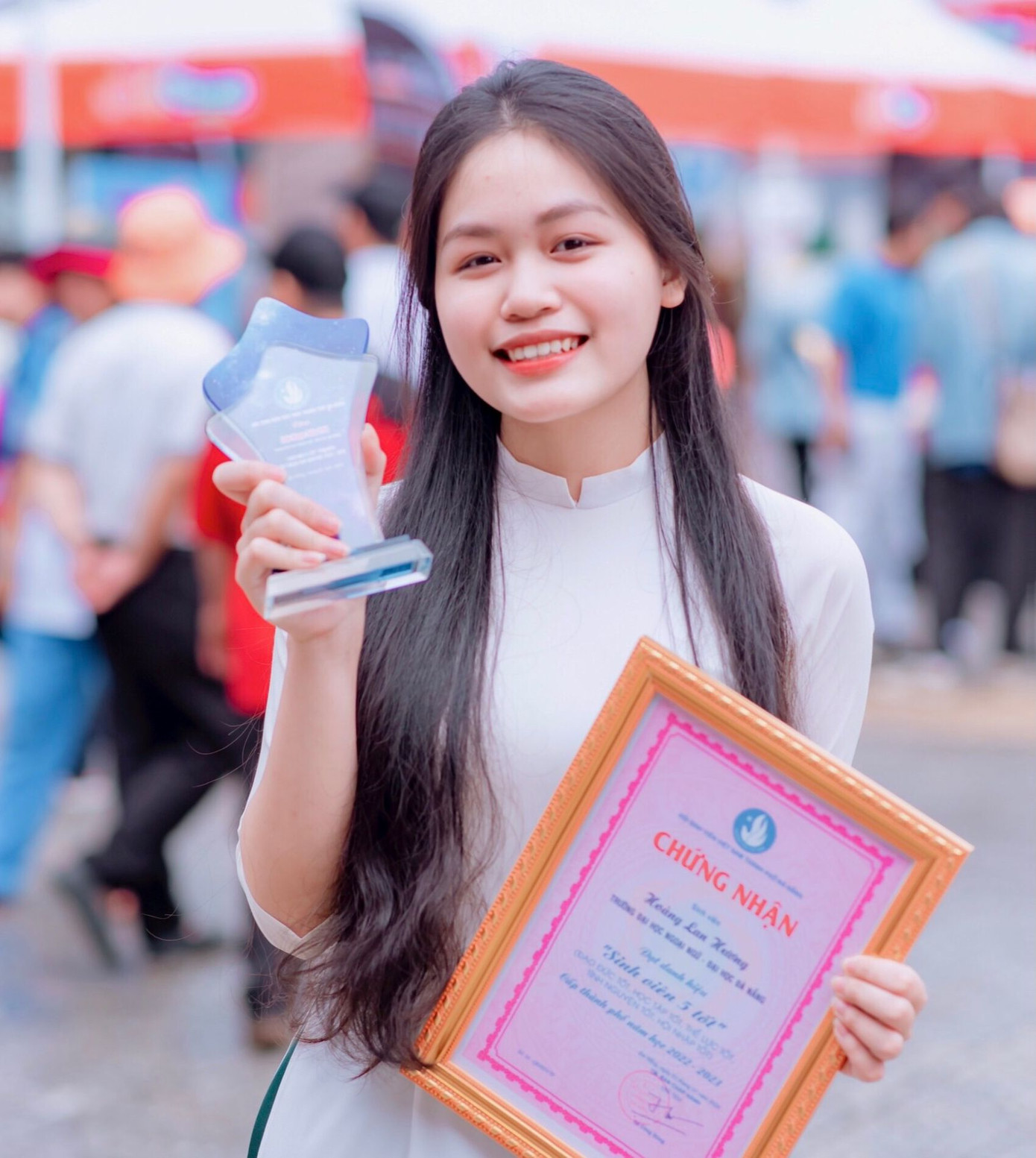 Hoàng Lan Hương - sinh viên Trường Đại học Ngoại ngữ, Đại học Đà Nẵng.