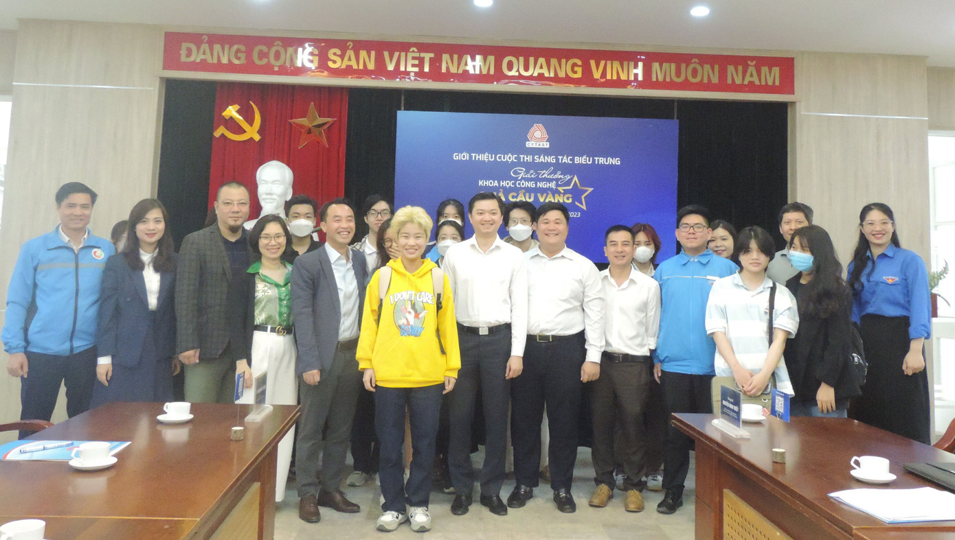 Cuộc thi sáng tác biểu trưng (logo) Giải thưởng Khoa học công nghệ Quả Cầu Vàng dành cho mọi công dân Việt Nam đang sinh sống, làm việc, học tập, lao động trong và ngoài nước.