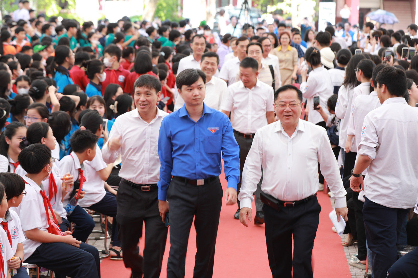 Các vị đại biểu, khách mời, diễn giả tham gia diễn đàn có anh Nguyễn Minh Triết – Bí thư Trung ương Đoàn, Chủ tịch Trung ương Hội Sinh viên Việt Nam; ông Đặng Hoa Nam, Cục trưởng Cục Trẻ em, Bộ Lao động Thương binh và Xã hội; ông Nguyễn Xuân An Việt, Phó Vụ Trưởng Vụ Chính trị và Công tác Học sinh, Sinh viên, Bộ GD&amp;ĐT...