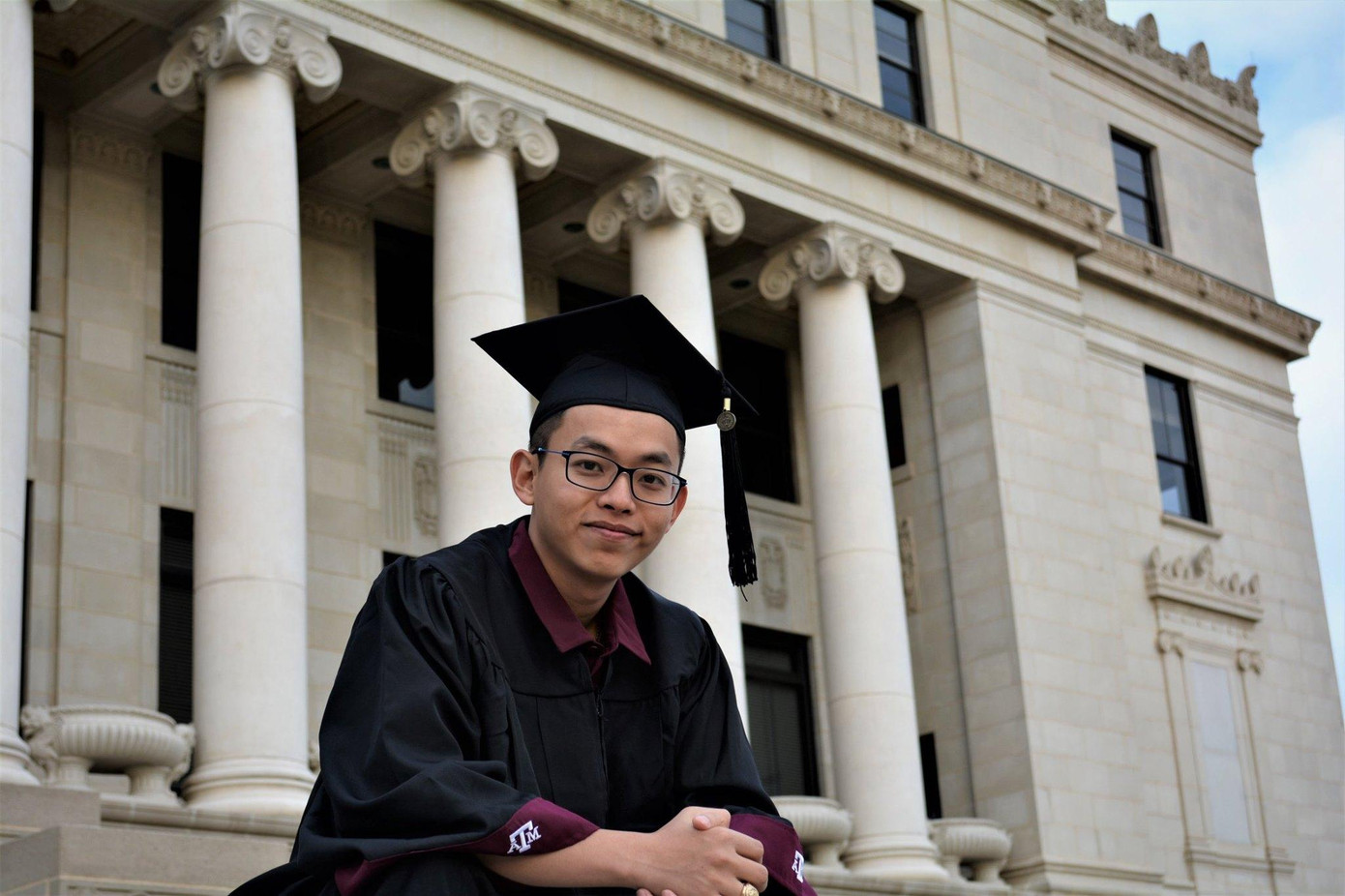 Hào cho rằng, những bạn chưa có kinh nghiệm sống tự lập thì việc đi du học vào thời gian này có thể sẽ gặp nhiều trở ngại bởi dịch bệnh đã làm xã hội thay đổi nhanh chóng. Hào cho rằng, những bạn chưa có kinh nghiệm sống tự lập thì việc đi du học vào thời gian này có thể sẽ gặp nhiều trở ngại bởi dịch bệnh đã làm xã hội thay đổi nhanh chóng.