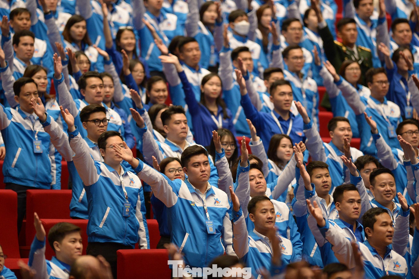 Tại phiên làm việc thứ hai, chiều 14/12, đại biểu tham gia 6 diễn đàn thảo luận, với các chủ đề: “Khát vọng cống hiến, lẽ sống thanh niên”; “Thanh niên xung kích, sáng tạo dựng xây đất nước”; “Tổ chức Đoàn - Người bạn đồng hành với thanh niên”; “Xây dựng Đội vững mạnh - Vì đàn em thân yêu”; “Thanh niên Việt Nam vững bước hội nhập”; “Xây dựng Đoàn vững mạnh, xứng đáng là đội dự bị tin cậy của Đảng”. Ảnh: Như Ý