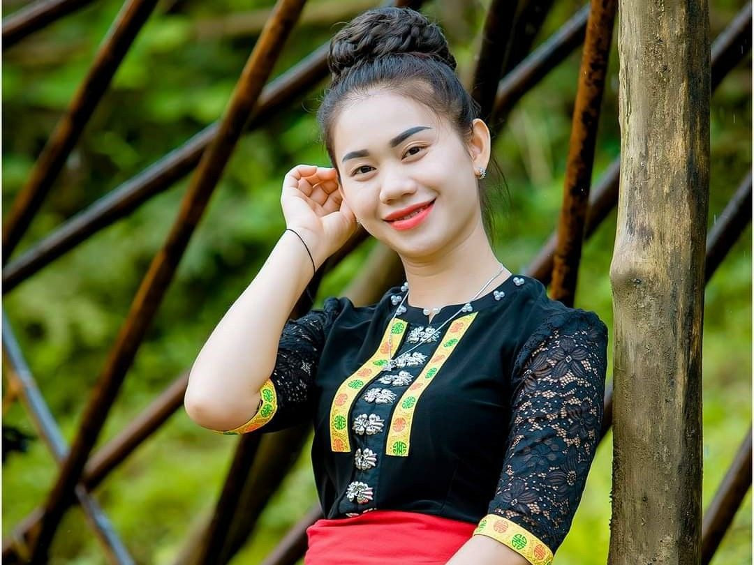 Nữ Bí thư Đoàn nhiều năng lượng, tích cực triển khai sáng kiến phát triển địa phương. Ảnh: NVCC.