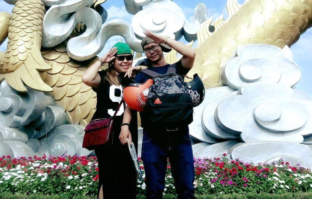 Hiện tại, chị Loan đang uống thuốc hàng ngày theo dõi di căn và vẫn ấp ủ những chuyến đi trong tương lai khi dịch bệnh COVID-19 lắng xuống. Hiện tại, chị Loan đang uống thuốc hàng ngày theo dõi di căn và vẫn ấp ủ những chuyến đi trong tương lai khi dịch bệnh COVID-19 lắng xuống.