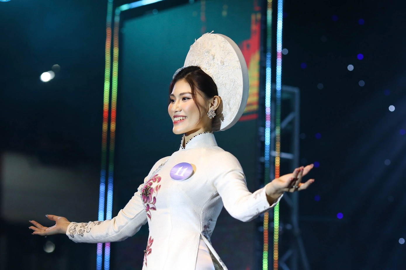 Cuộc thi &quot;Duyên dáng Ngoại thương 2023&quot; đã thu hút nhiều thí sinh tài năng.