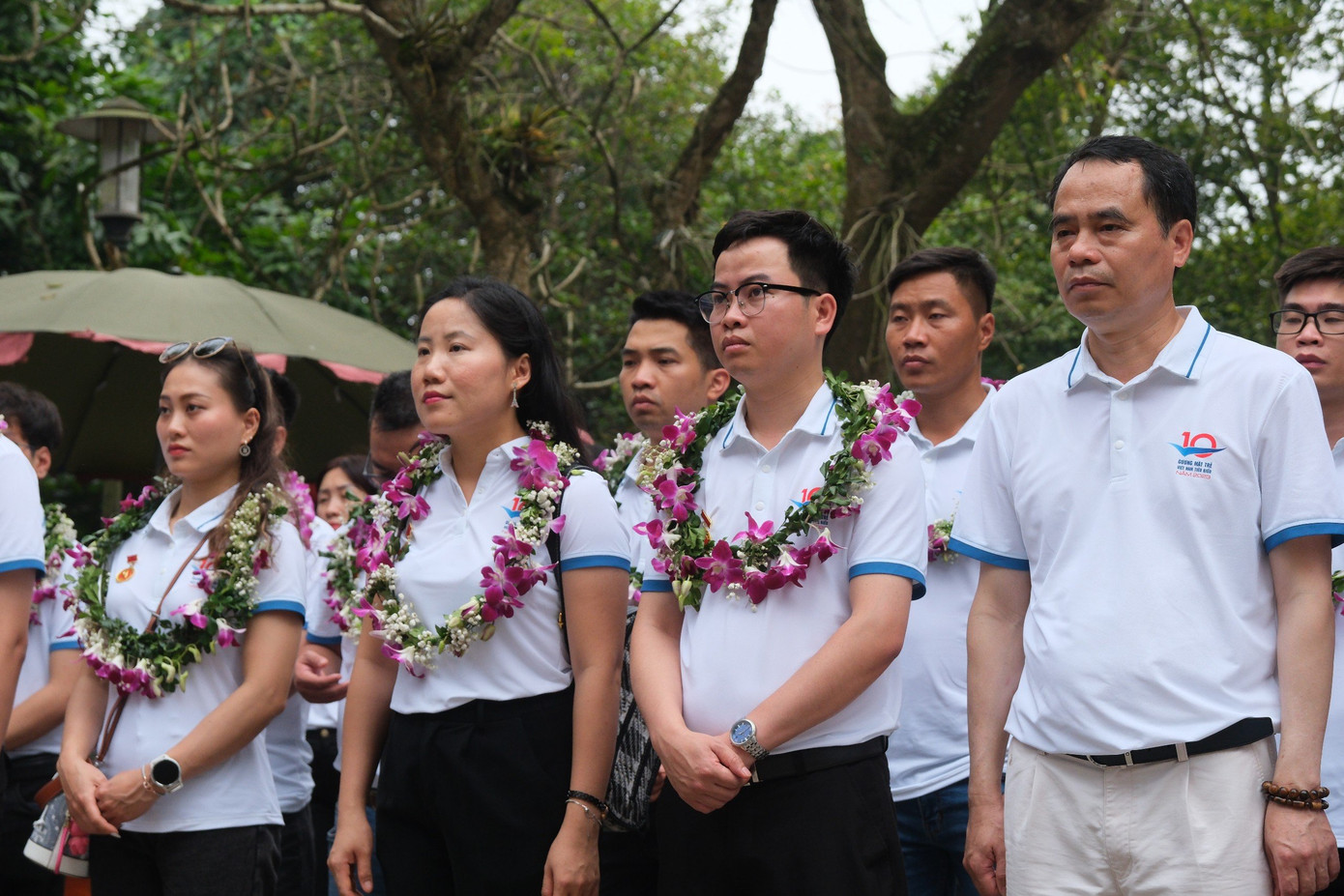 Các đại biểu tham quan khu di tích lịch sử quốc gia đặc biệt Đền Hùng (Phú Thọ).