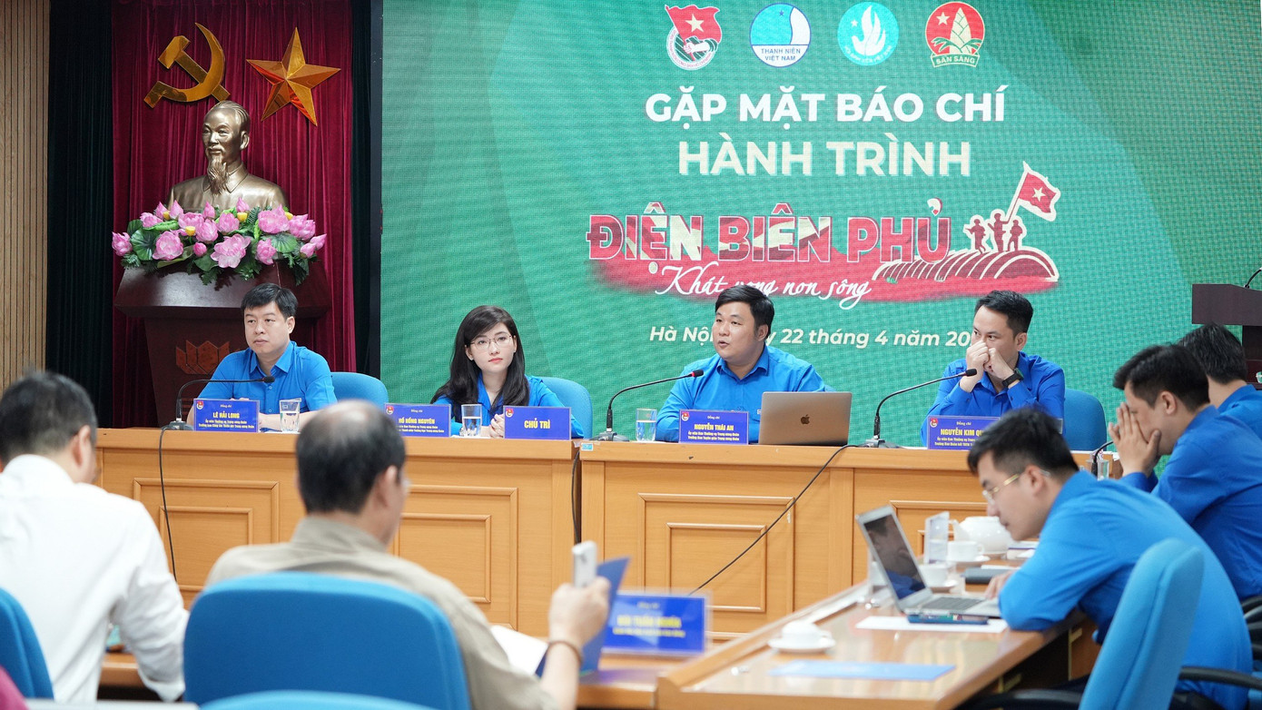 Toàn cảnh buổi gặp mặt báo chí thông tin về Hành trình “Điện Biên Phủ - Khát vọng non sông” ngày 22/5. Ảnh: Hoàng Mạnh Thắng