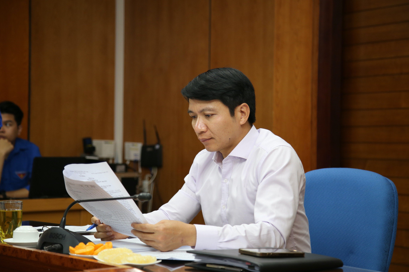 Anh Nguyễn Ngọc Lương - Bí thư thường trực T.Ư Đoàn, Chủ tịch T.Ư Hội LHTN Việt Nam, Chủ tịch Hội đồng chủ trì cuộc họp xét chọn.