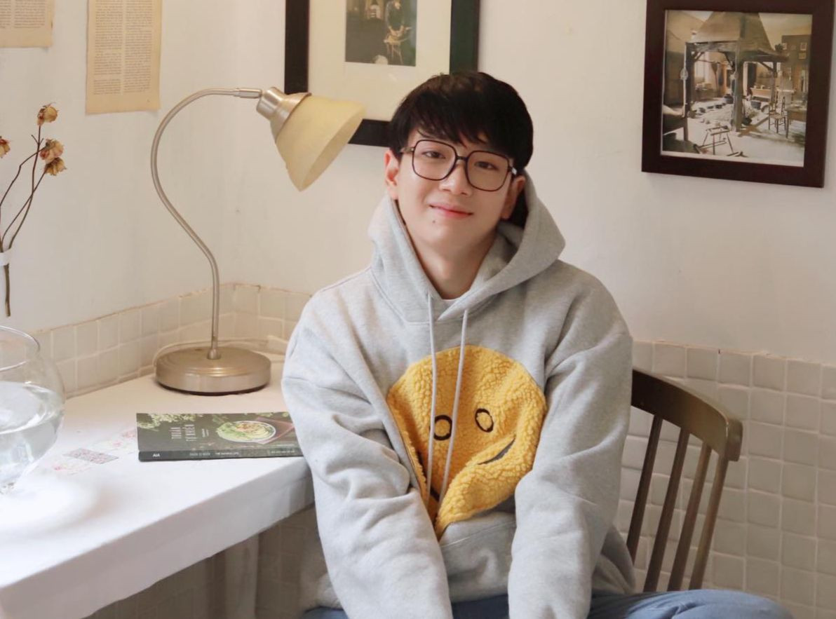 Nguyễn Thiện Khiêm là gương mặt sinh viên tiêu biểu với nhiều vai trò khác nhau như TikToker, MC, tác giả sách... Nguyễn Thiện Khiêm là gương mặt sinh viên tiêu biểu với nhiều vai trò khác nhau như TikToker, MC, tác giả sách...