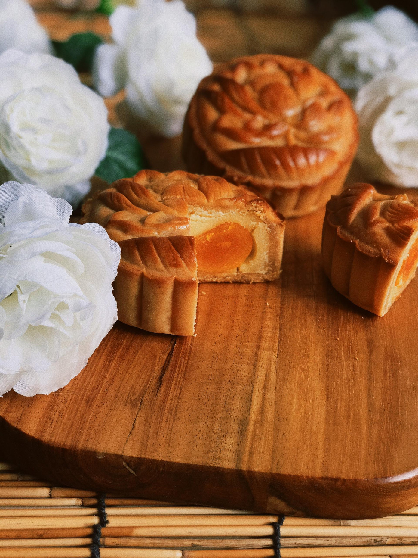 Bánh trung thu do Công Toàn tự làm đẹp như mua ở tiệm.