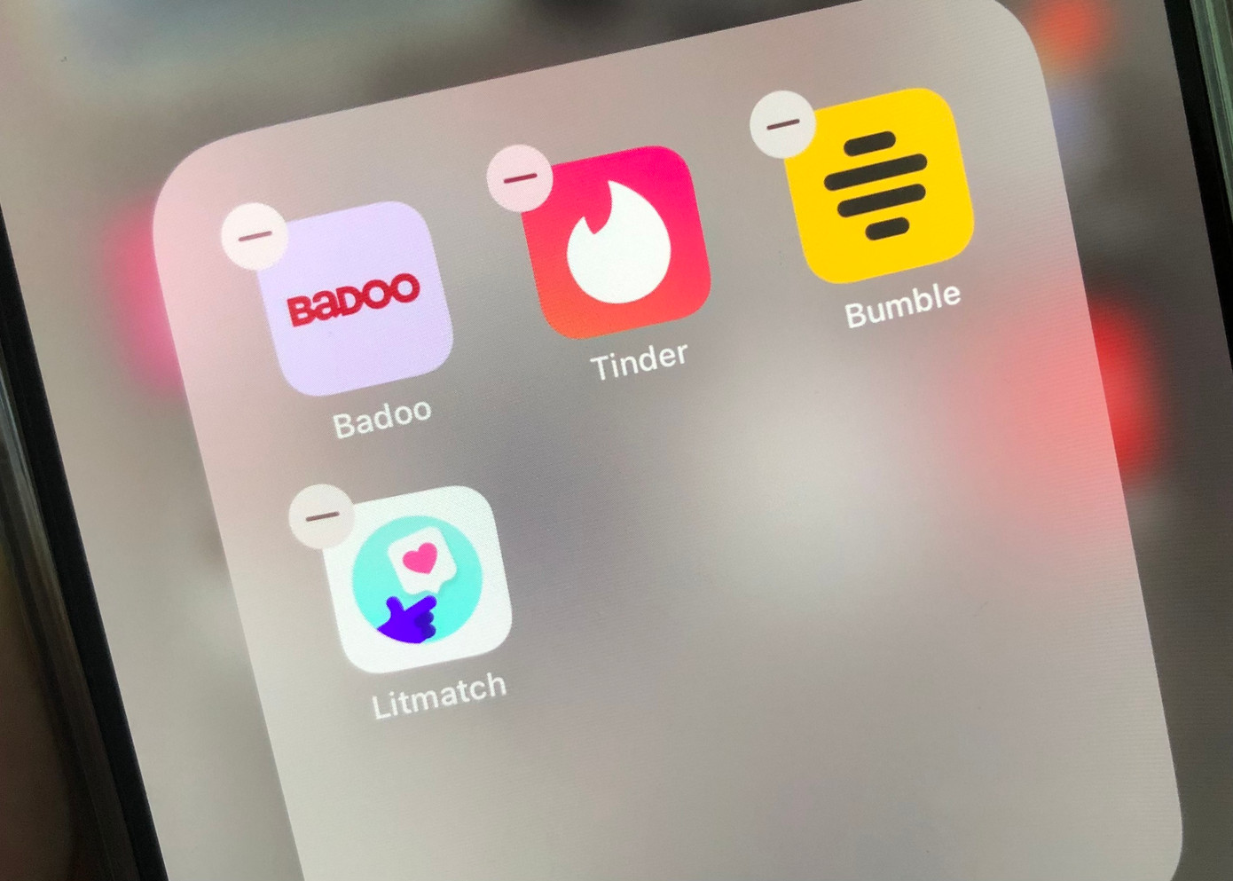 Nhiều Gen Z từ bỏ chơi app hẹn hò.