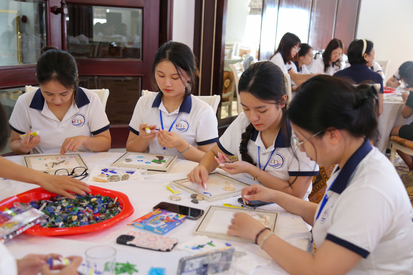 Các hoạt động khuyến khích tinh thần nghiên cứu về chuyển đổi sinh thái gắn với môi trường biển cho sinh viên. Các hoạt động khuyến khích tinh thần nghiên cứu về chuyển đổi sinh thái gắn với môi trường biển cho sinh viên.