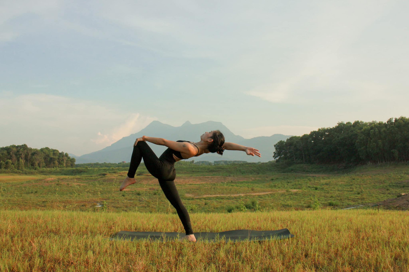 Kết nối thân - tâm - trí là một quá trình kiên trì mà người tập Yoga cần theo đuổi để đạt được hiệu quả "chữa lành". Ảnh: NVCC