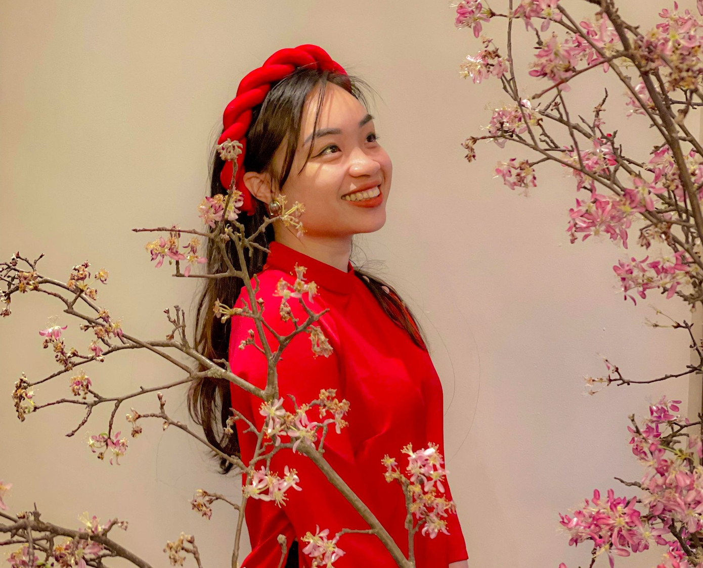 Trang cho biết vẫn buồn, vẫn khóc vì nhớ nhà rất nhiều, đặc biệt vào dịp Tết. "Nhưng mình có thể nhìn nhận Tết của du học sinh bằng một góc nhìn vui vẻ hơn”, cô bạn nói. Trang cho biết vẫn buồn, vẫn khóc vì nhớ nhà rất nhiều, đặc biệt vào dịp Tết. "Nhưng mình có thể nhìn nhận Tết của du học sinh bằng một góc nhìn vui vẻ hơn”, cô bạn nói.