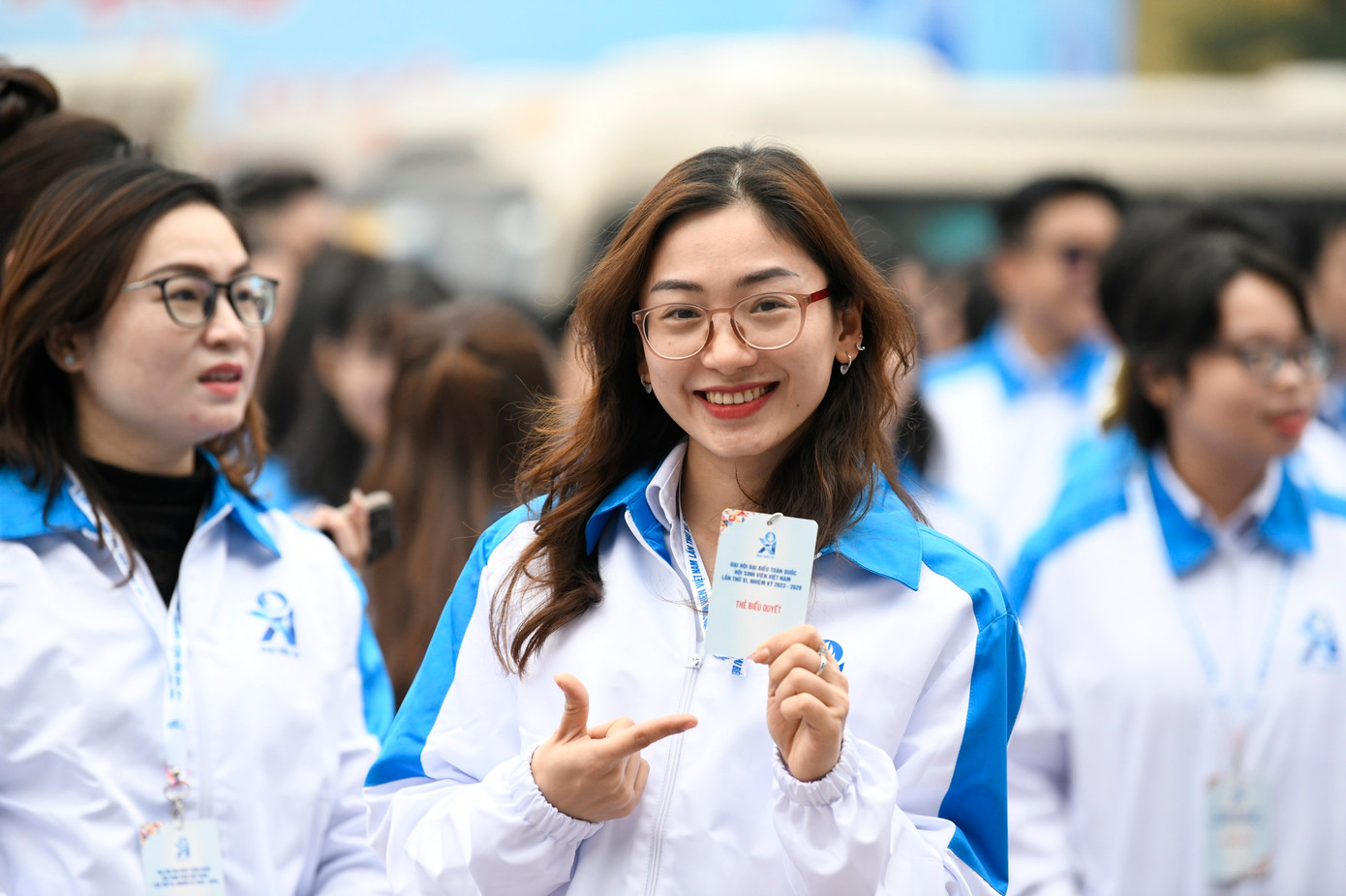 Các đại biểu dự Đại hội đại biểu toàn quốc Hội Sinh viên Việt Nam lần thứ XI, nhiệm kỳ 2023 - 2028, dự lễ khai mạc triển lãm. Các đại biểu dự Đại hội đại biểu toàn quốc Hội Sinh viên Việt Nam lần thứ XI, nhiệm kỳ 2023 - 2028, dự lễ khai mạc triển lãm.