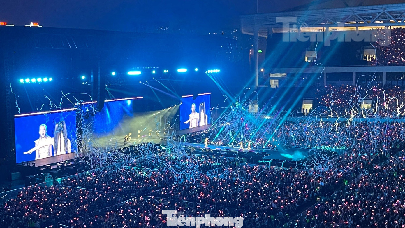 Tour lưu diễn toàn cầu Born Pink của BlackPink thu hút đông đảo khán giả trẻ.