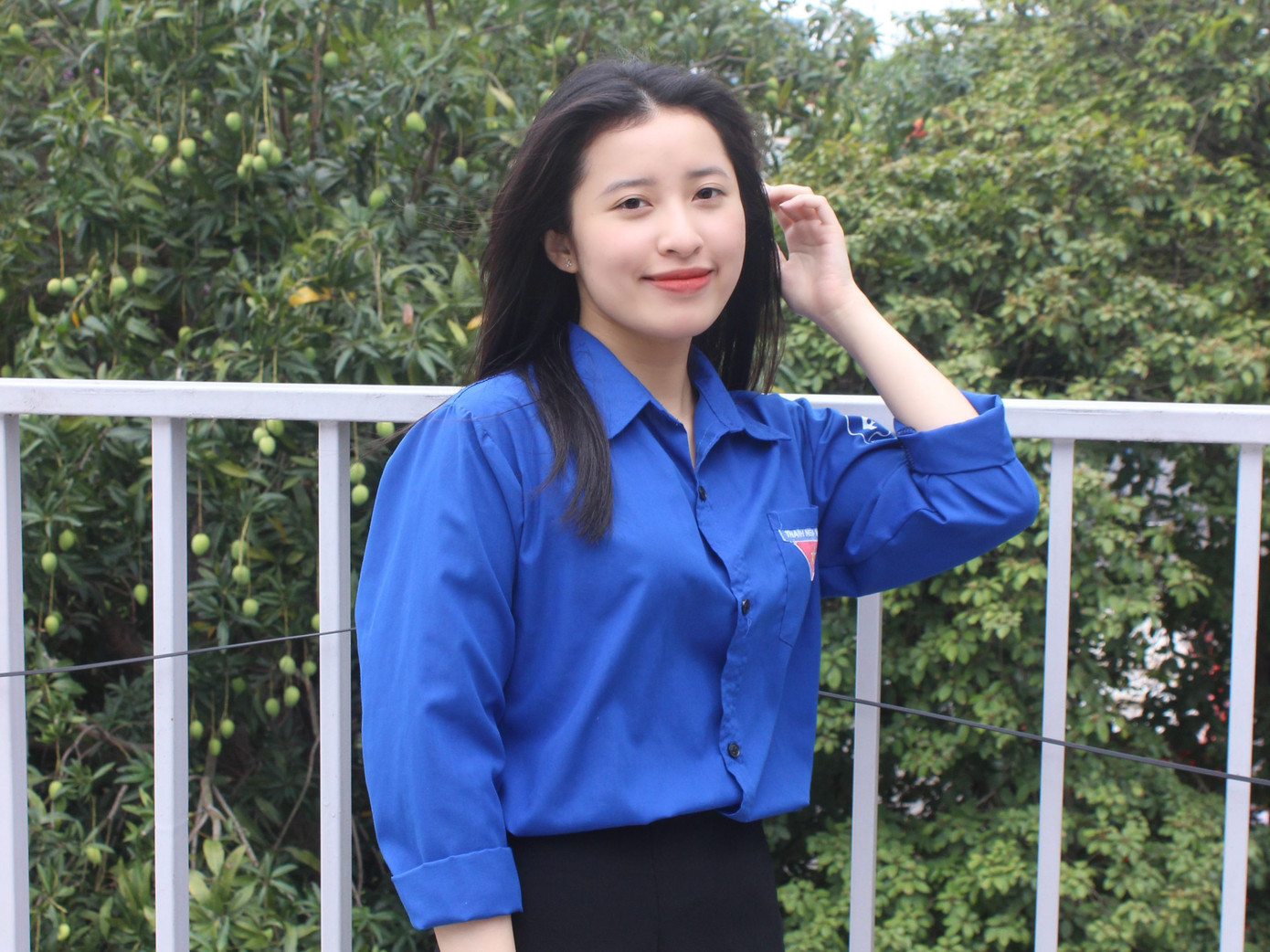 Khánh Linh là thủ khoa khối D01 trong kỳ thi THPT năm 2022 và 3 năm liền cấp 3 đạt giải Nhì HSG cấp tỉnh môn tiếng Anh. Ảnh: NVCC Khánh Linh là thủ khoa khối D01 trong kỳ thi THPT năm 2022 và 3 năm liền cấp 3 đạt giải Nhì HSG cấp tỉnh môn tiếng Anh. Ảnh: NVCC