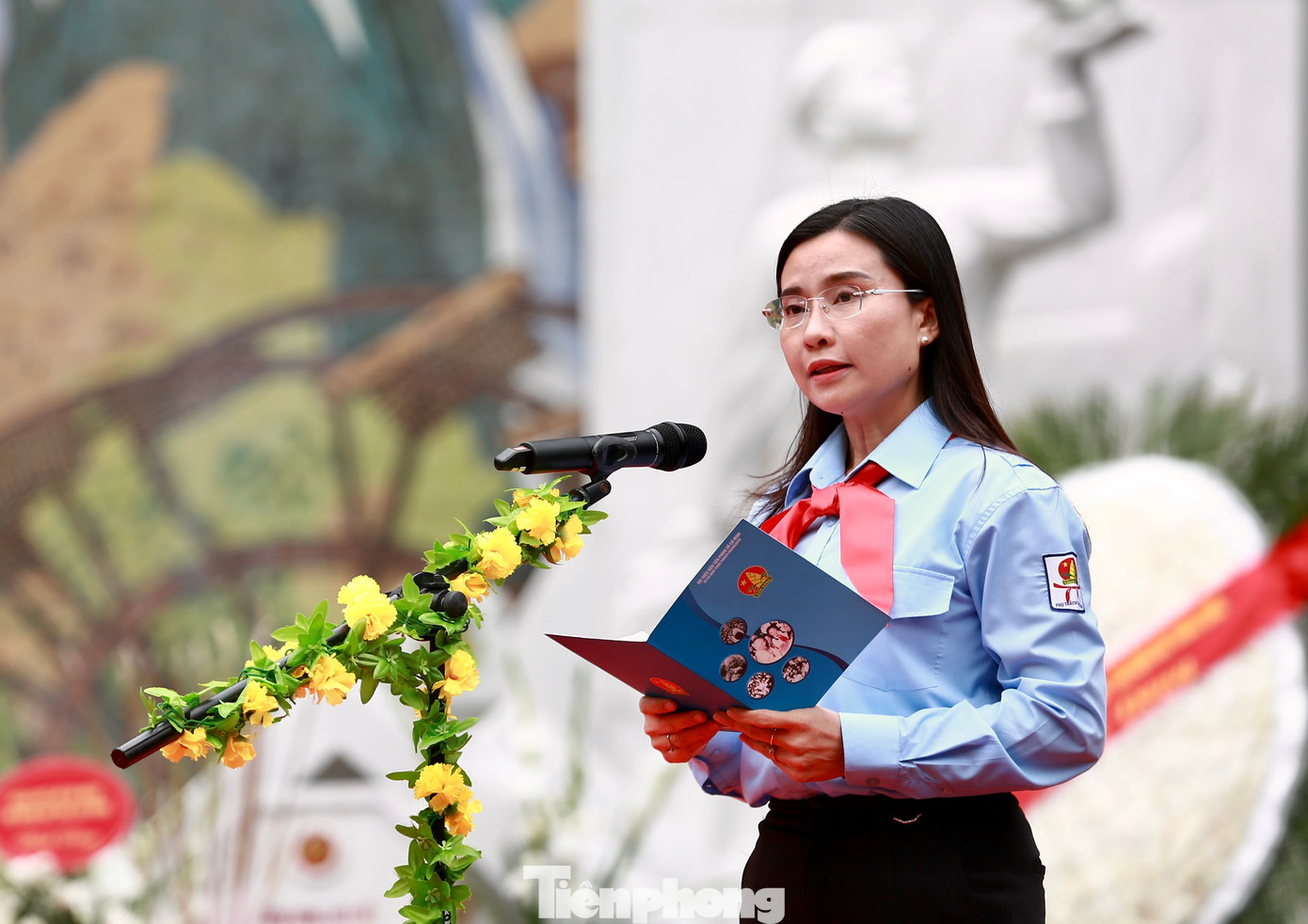 Chị Nguyễn Phạm Duy Trang, Bí thư BCH Trung ương Đoàn, Chủ tịch Hội đồng Đội Trung ương phát biểu tại chương trình. Chị Nguyễn Phạm Duy Trang, Bí thư BCH Trung ương Đoàn, Chủ tịch Hội đồng Đội Trung ương phát biểu tại chương trình.