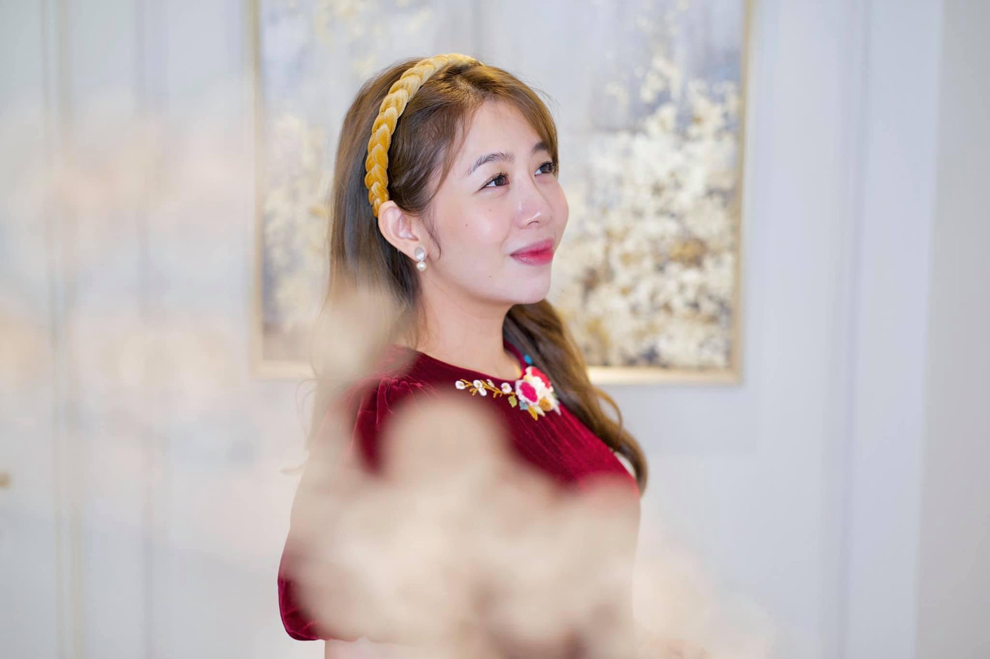 Không chỉ được yêu thích trên truyền hình, ngoài đời, Diệp Chi cũng được đông đảo netizen theo dõi trên trang Facebook cá nhân. Không chỉ được yêu thích trên truyền hình, ngoài đời, Diệp Chi cũng được đông đảo netizen theo dõi trên trang Facebook cá nhân.