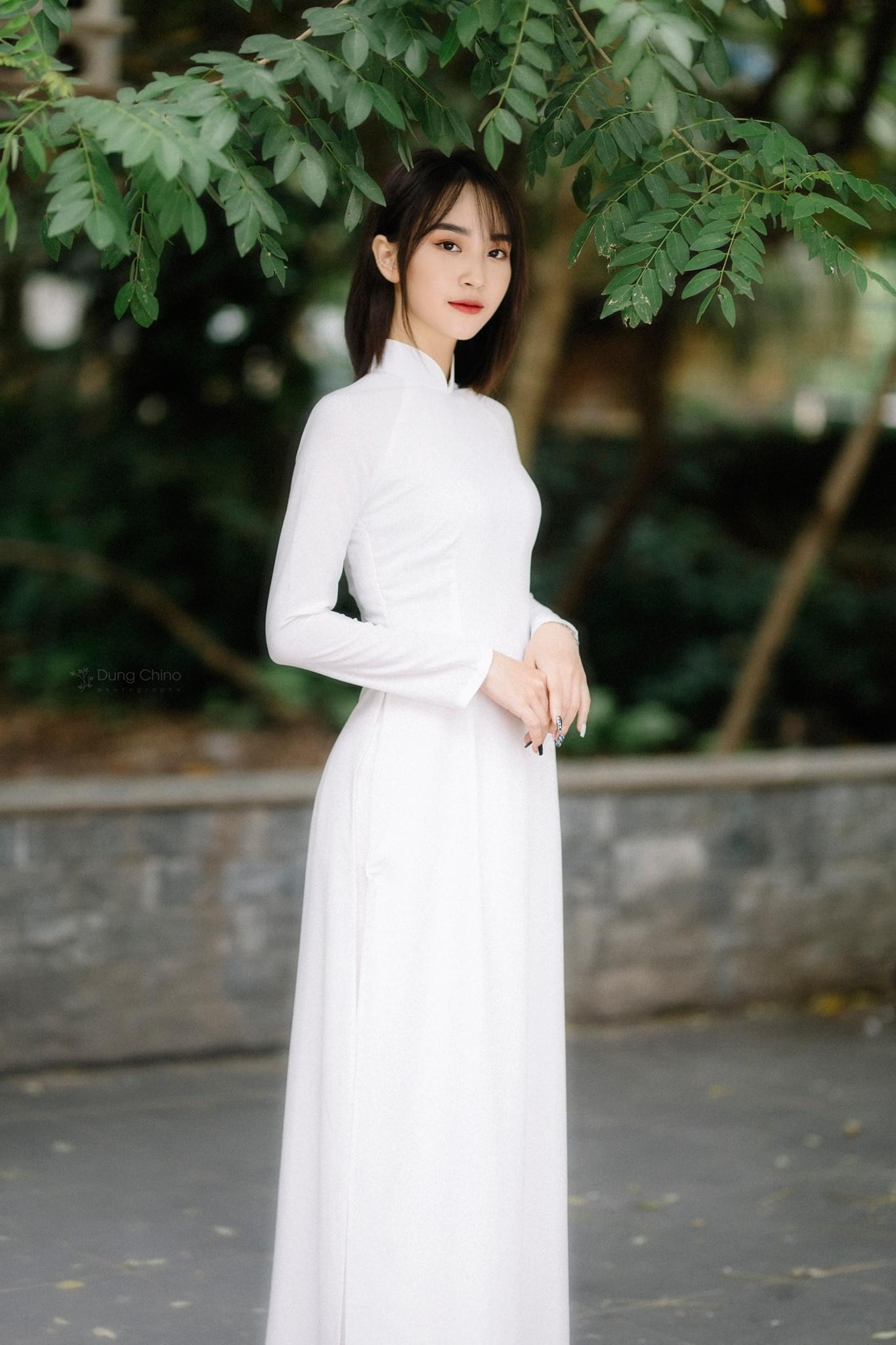 Ngoại hình ưa nhìn và khả năng giao tiếp là lợi thế của Phương Linh khi tham gia các hoạt động xã hội.