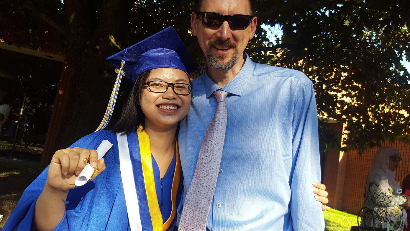 Hiện cô bạn cũng tham gia một số hoạt động ngoại khóa, lễ hội cùng bạn bè quốc tế để có thêm trải nghiệm và nhân cơ hội giới thiệu, quảng bá nét đẹp của quê hương. Ảnh: NVCC Hiện cô bạn cũng tham gia một số hoạt động ngoại khóa, lễ hội cùng bạn bè quốc tế để có thêm trải nghiệm và nhân cơ hội giới thiệu, quảng bá nét đẹp của quê hương. Ảnh: NVCC