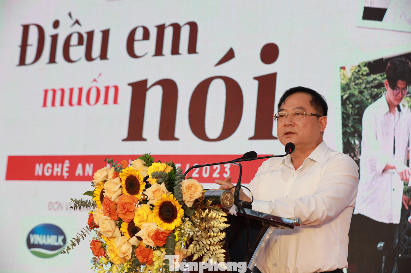 Nhà báo Lê Xuân Sơn, Tổng Biên tập báo Tiền Phong chia sẻ tại Diễn đàn Điều em muốn nói lần II. Ảnh: Hồng Vĩnh