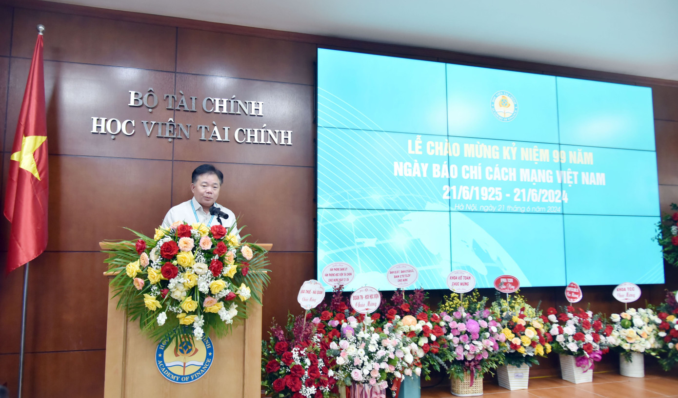 GS. TS Nguyễn Trọng Cơ - Giám đốc Học viện Tài chính phát biểu tại chương trình. GS. TS Nguyễn Trọng Cơ - Giám đốc Học viện Tài chính phát biểu tại chương trình.