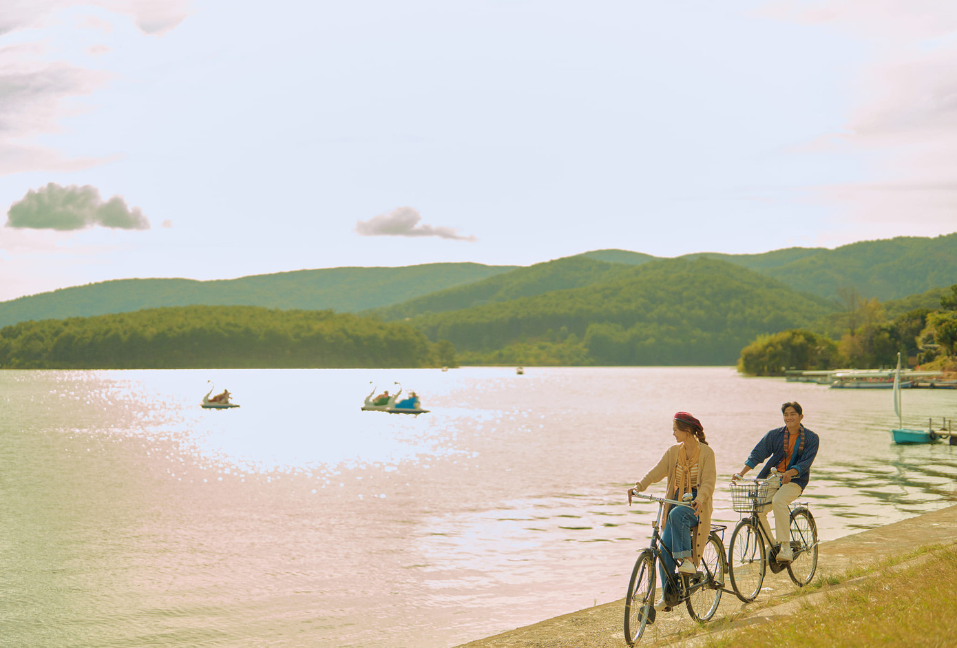 Hiện bộ ảnh đậm chất Hàn này đã nhận được hàng nghìn lượt yêu thích trong các hội nhóm đam mê nhiếp ảnh cũng như nhiều lượt bình luận, chia sẻ. Hiện bộ ảnh đậm chất Hàn này đã nhận được hàng nghìn lượt yêu thích trong các hội nhóm đam mê nhiếp ảnh cũng như nhiều lượt bình luận, chia sẻ.