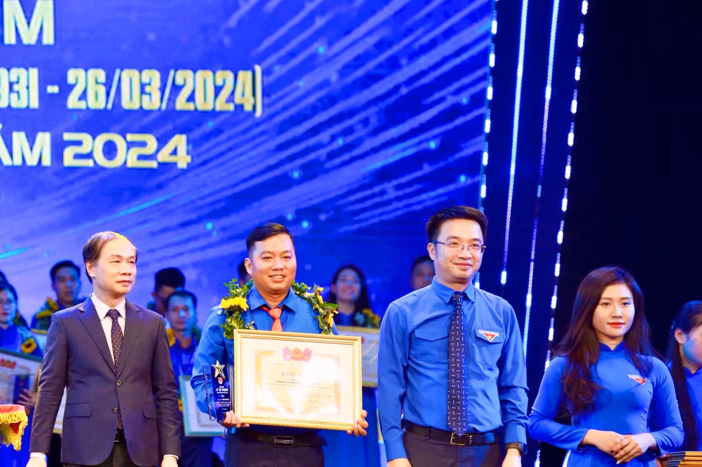 Anh Trịnh Văn Mùi là cán bộ Đoàn của tỉnh Quảng Trị vinh dự được T.Ư Đoàn trao tặng giải thưởng Lý Tự Trọng năm 2024.