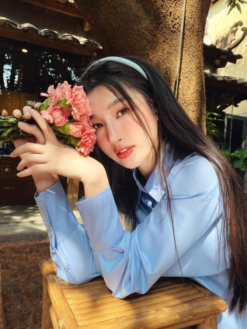 Phong cách chụp ảnh này thể hiện nét nhẹ nhàng, nữ tính tựa nàng thơ.