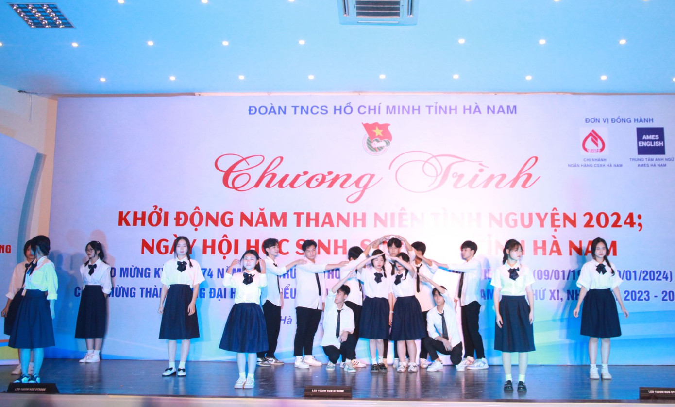 Nhiều hoạt động sôi nổi dành cho học sinh, sinh viên, thanh niên.