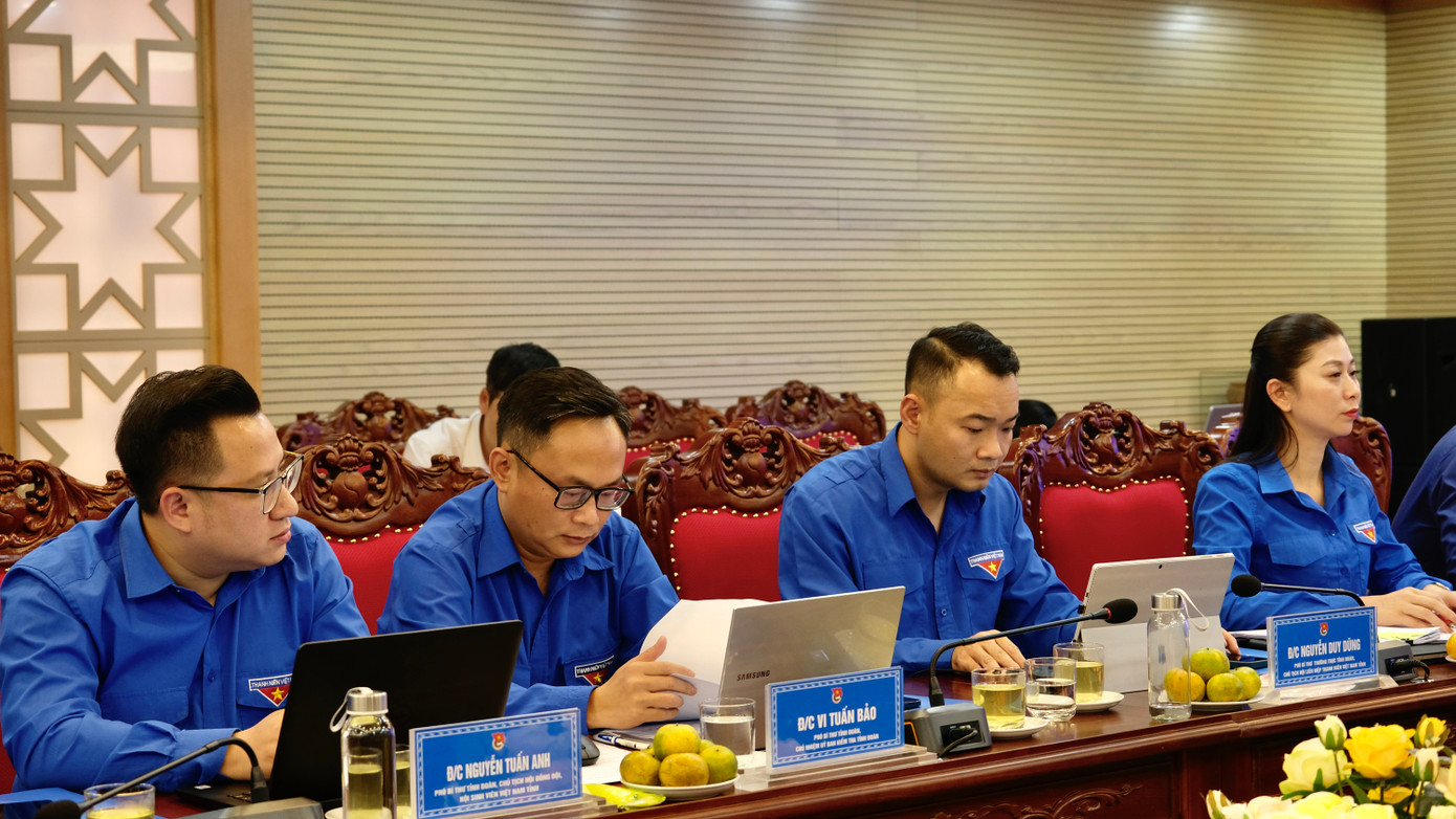 Các anh chị thường trực Tỉnh Đoàn Sơn La tại hội nghị. Ảnh: Châu Linh