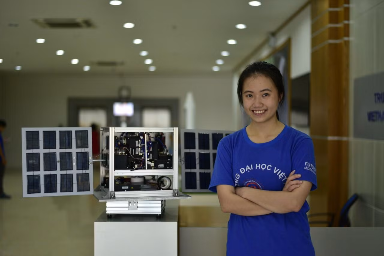 Chân dung Lã Thùy Linh - cô gái đam mê khám phá vũ trụ. Chân dung Lã Thùy Linh - cô gái đam mê khám phá vũ trụ.