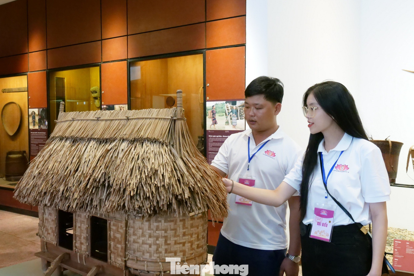 Việc tham quan, trải nghiệm thực tế giúp đại biểu trẻ củng cố kiến thức để tuyên truyền cho thanh niên địa phương. Việc tham quan, trải nghiệm thực tế giúp đại biểu trẻ củng cố kiến thức để tuyên truyền cho thanh niên địa phương.