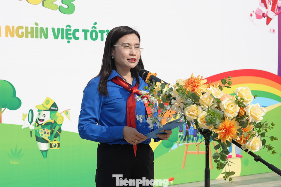 Chị Nguyễn Phạm Duy Trang, Bí thư T.Ư Đoàn, Chủ tịch Hội đồng Đội T.Ư phát biểu tại lễ phát động. Chị Nguyễn Phạm Duy Trang, Bí thư T.Ư Đoàn, Chủ tịch Hội đồng Đội T.Ư phát biểu tại lễ phát động.